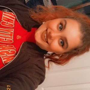 Meet your Posher, Caty